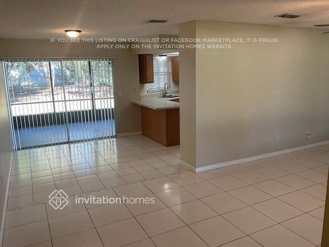 Foto del edificio - 2112 Swanson Dr