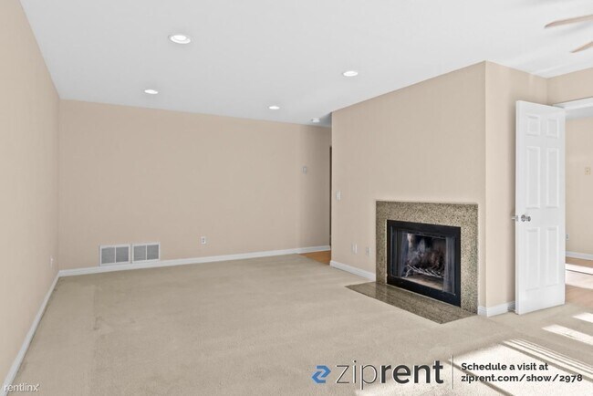 Building Photo - 2 br, 2 bath Condo - 4031 Rector Common, F...