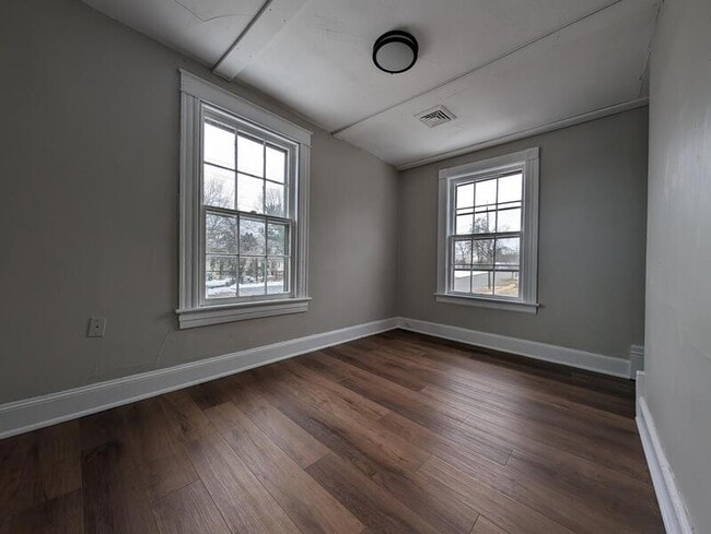 Photo - 216 Kenyon St Apartment