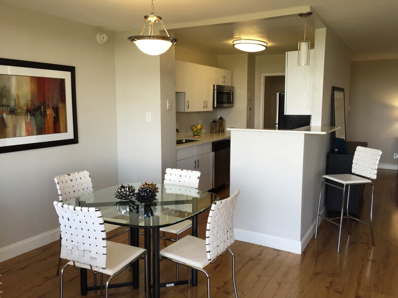 Chestnut Hill Tower Rentals Philadelphia, PA