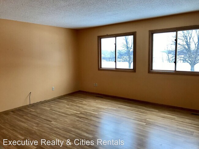Foto del edificio - 2 br, 1 bath House - 11302 Ibis St NW