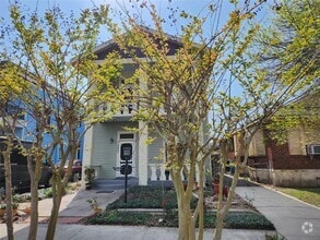 Building Photo - 3127 Avenue Q