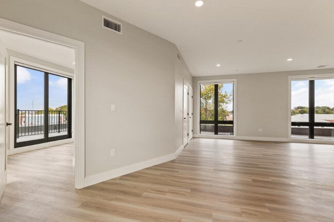 Foto del edificio - 1700 Dorchester Ave