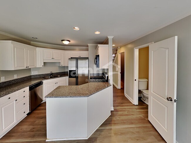 Foto del edificio - 1423 Shoreside Dr