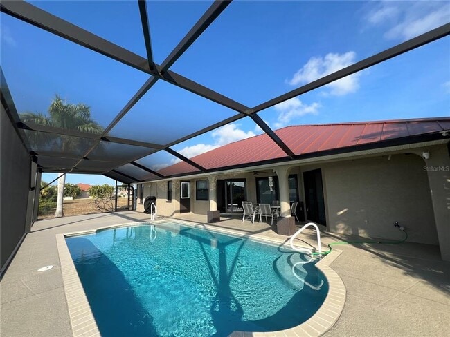 Building Photo - 426 NW 37th Pl