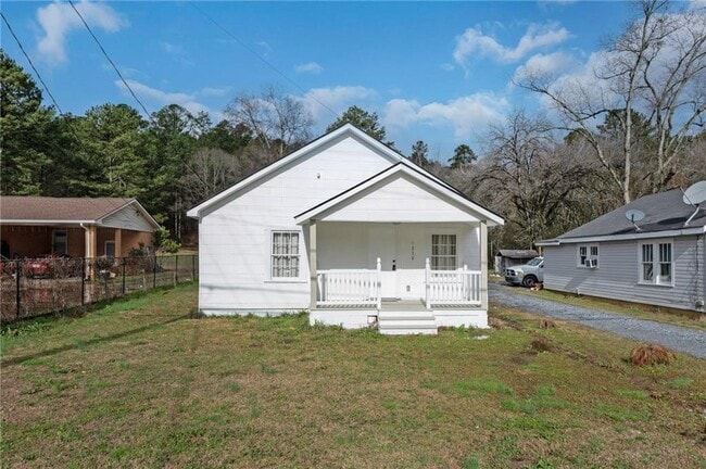 Building Photo - 1214 Cave Spring Rd SW
