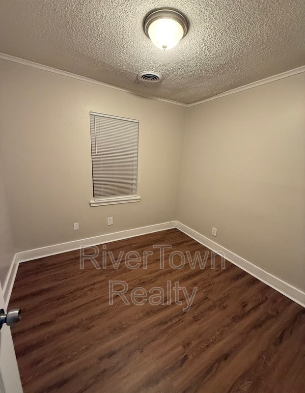 Foto del edificio - 192 Charter Ave