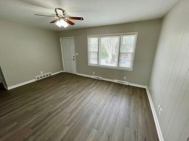 Foto del edificio - Charming 2 Bedroom / 1 Bathroom Home in Ka...