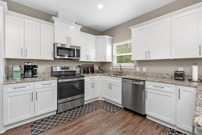 Building Photo - 2327 Hadleigh Hills Ct