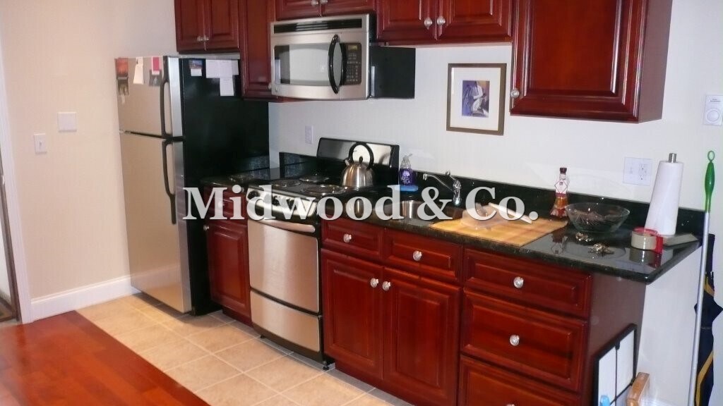 Foto del edificio - 250 Newbury St