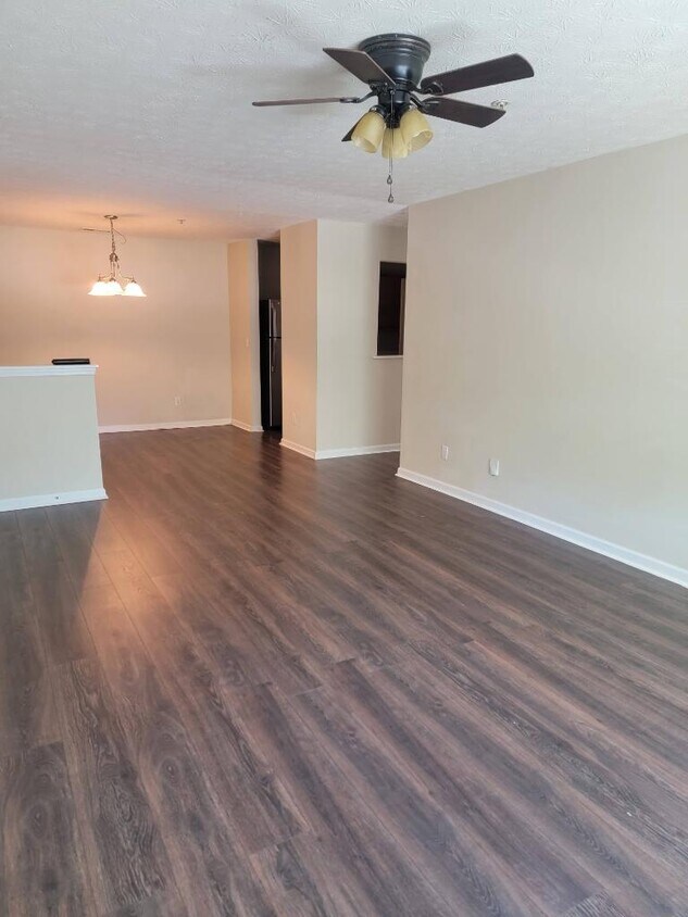 Primary Photo - 5202 Fairington Ridge Cir