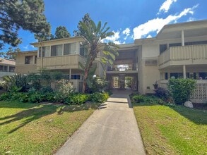 Building Photo - 353 Avenida Sevilla