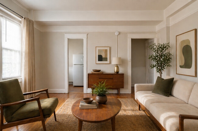 Large Studio, 400sf, Living Area - The Dulion