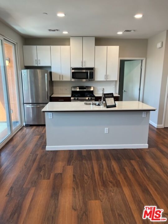 1023 Doreen Pl Unit D, Los Angeles, CA 90291 Apartment for Rent in