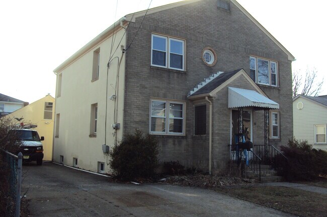 Building Photo - 88 Philip Ave