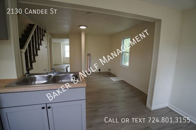Foto del edificio - Duplex Located in South Greensburg