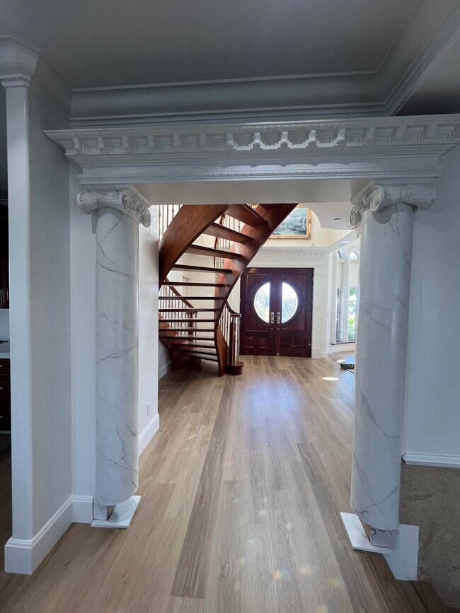 Photo du bâtiment - 7838 Jasper Cres