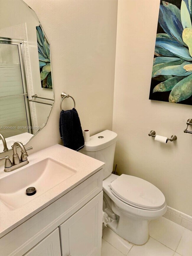 Foto del edificio - 5155 Europa Dr