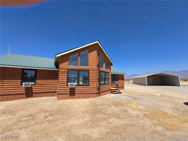 Foto del edificio - 270 W Patricia Ave