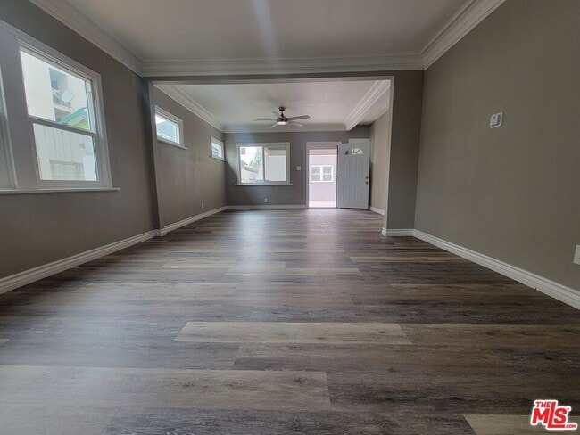 Building Photo - 3067 Harrington Ave