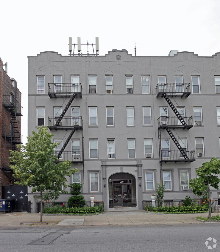 Building Photo - 1782 Bay Ridge Pky