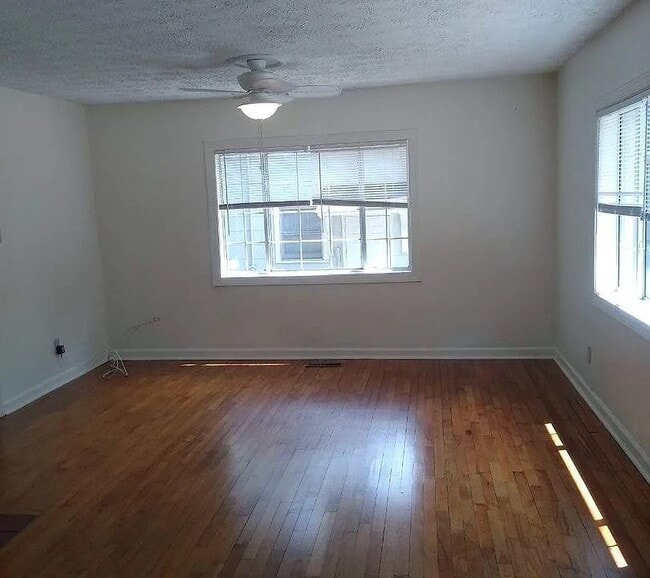 Building Photo - 815 Buena Vista Dr