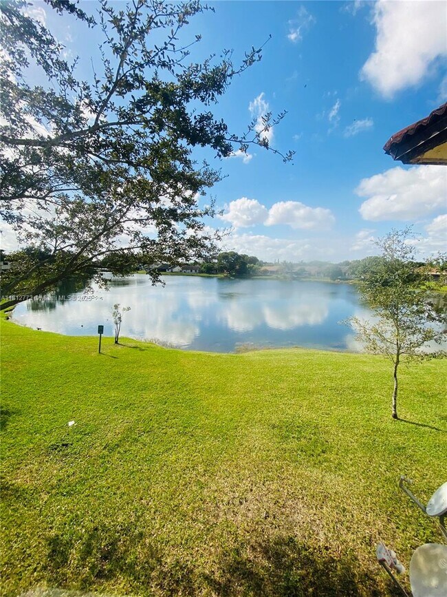 Foto del edificio - 4751 NW 90th Ave