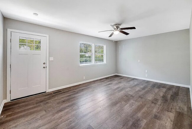 Foto del edificio - Sleepy Hollow- 3Bedroom 2Bathroom for rent