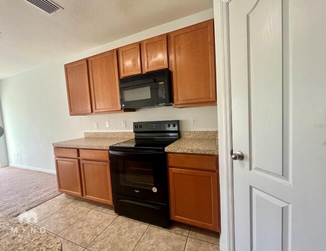 Foto del edificio - 741 Ashentree Dr