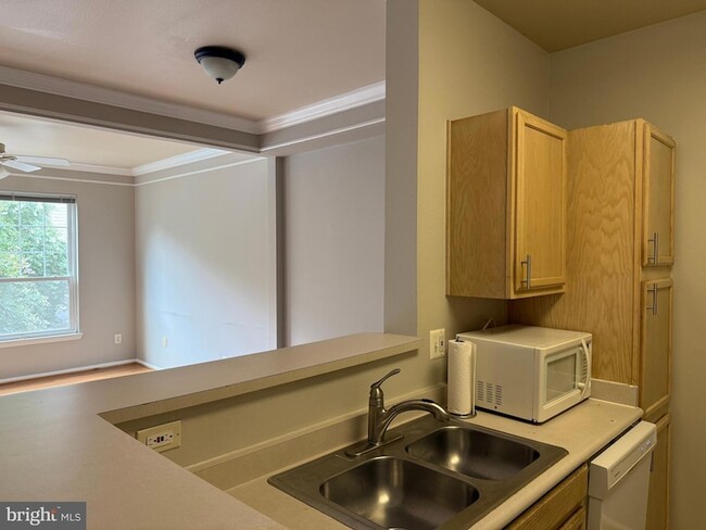 Building Photo - 1600 Spring Gate Dr.