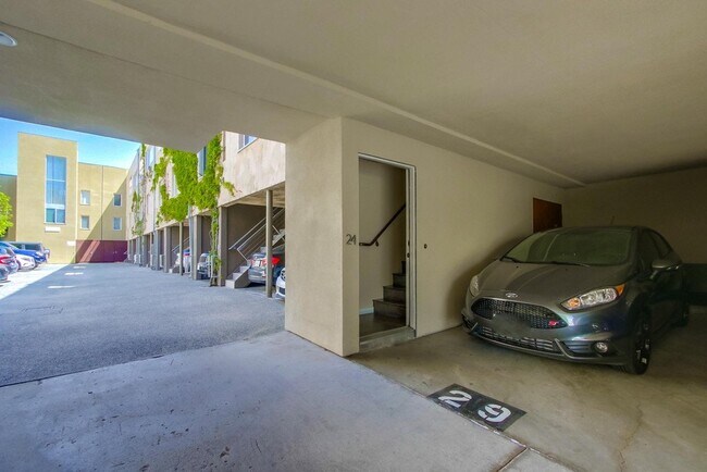 Building Photo - 1601 Kettner Blvd