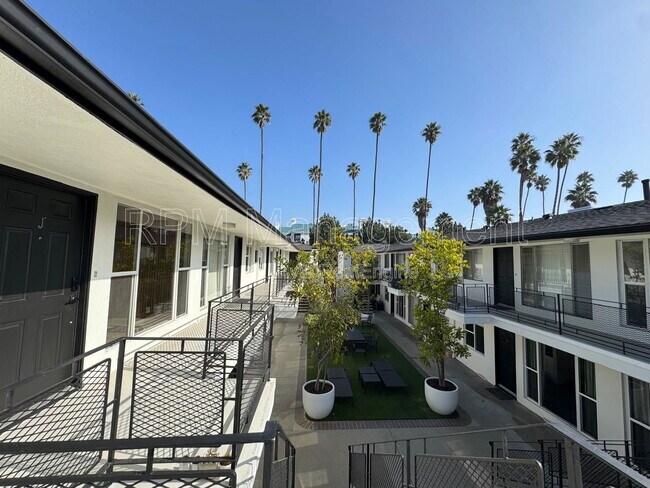 Building Photo - 1138 9th St