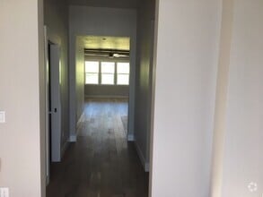Building Photo - 1393 W Capstone Dr