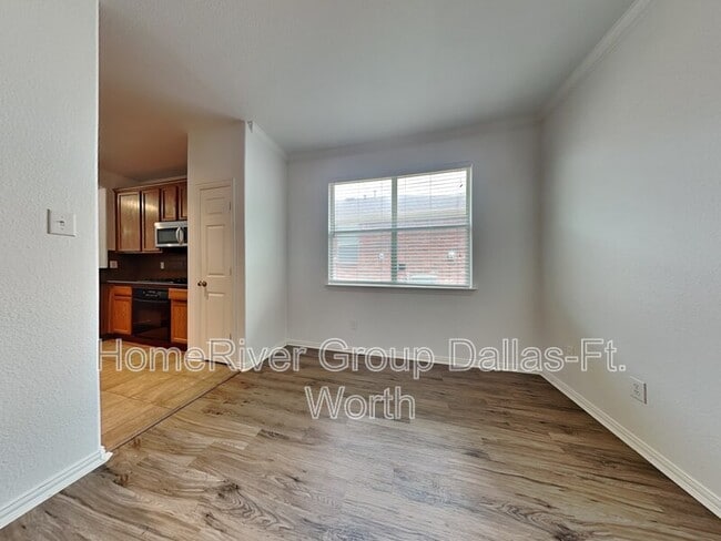Foto del edificio - 11528 Henderson Dr