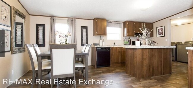 Building Photo - 3 br, 2 bath House - 319 Burns Road