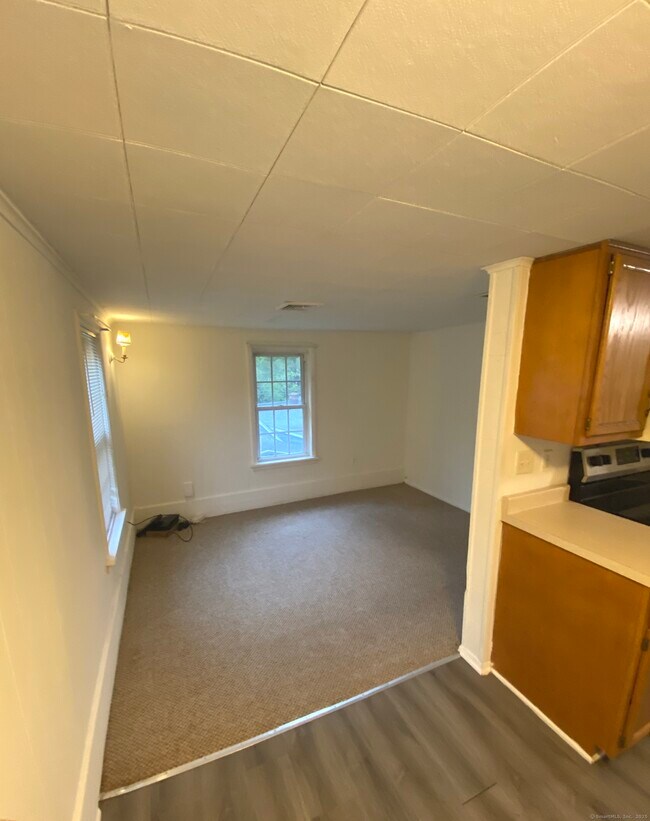 Foto del edificio - 165 Huntingtown Rd