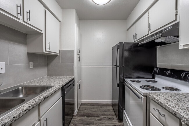 Interior Photo - Northlake Manor Apartments Interior Photo - Northlake Manor Apartments