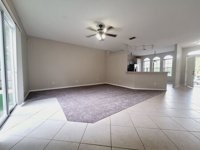 Foto del edificio - Beautiful 3 Bed 2 Bath Home in Apopka!!!
