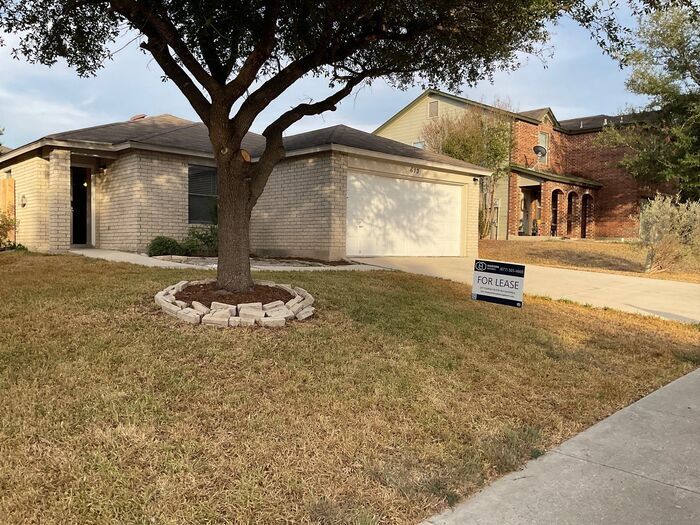 Primary Photo - Get 1st FULL MONTH’S RENT FREE ! - 613 San...