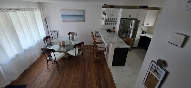 Foto del edificio - 512 N Somerset Ave