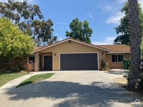 Building Photo - 3028 Delfina Pl
