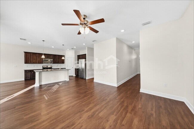 Building Photo - 4335 Reisswood Lp