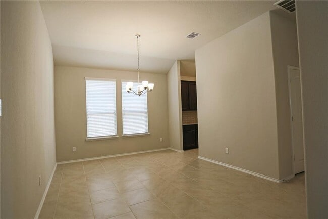 Building Photo - 23727 San Barria Dr