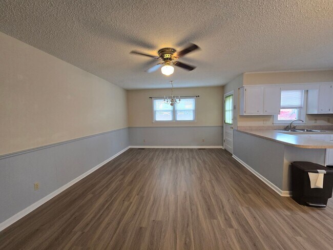 Foto del edificio - 2604 Geneva Ct