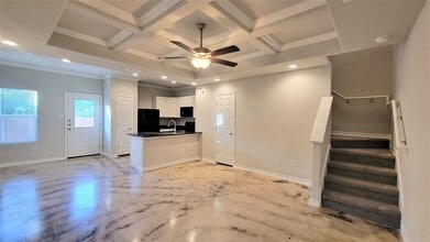 Building Photo - 8331 Breezy Cv