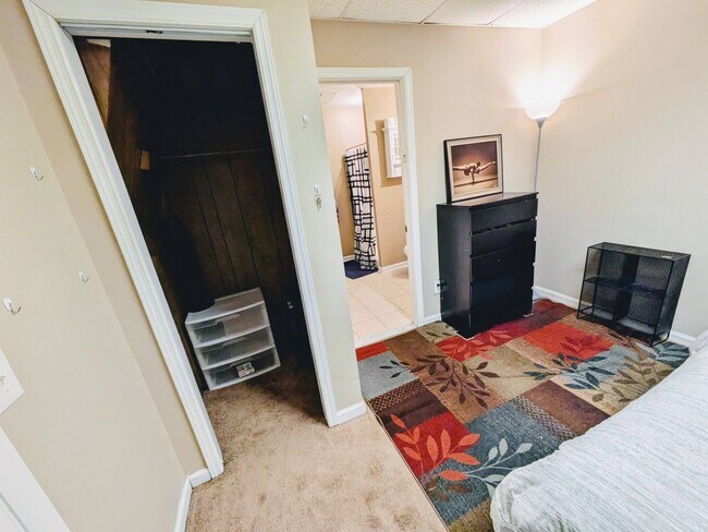 Foto del edificio - 396 Plantation Rd SW