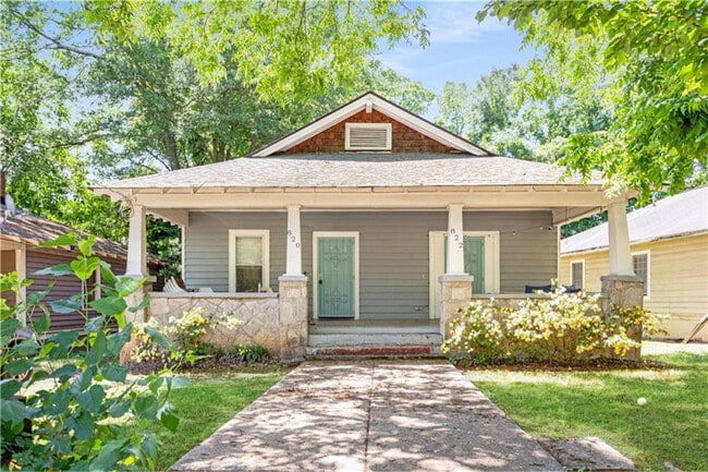 Photo - 822 Elbert St SW Apartment