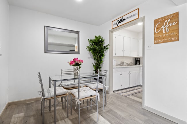 Photo - 5510 Reiger Ave Apartment