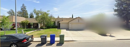 Building Photo - 366 Vasche Ave