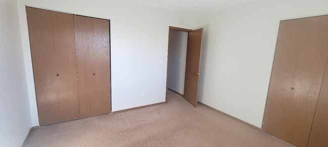 Foto del edificio - Tastefully updated townhome!